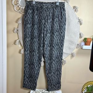 Liz Claiborne printed pants